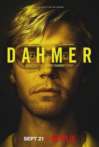 Dahmer - Dahmer - Monster: The Jeffrey Dahmer Story 2022