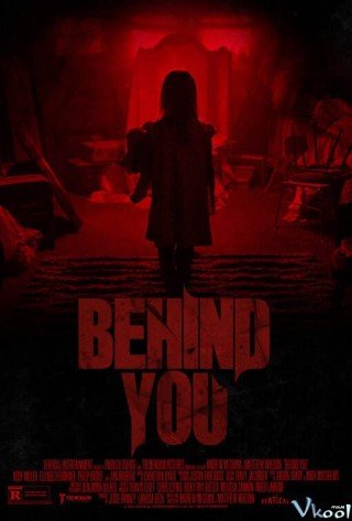 Phim Hầm Quỷ - Behind You (2020)